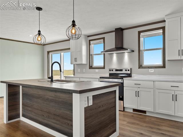 2690 E Ellicott Road