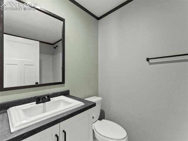 2690 E Ellicott Road