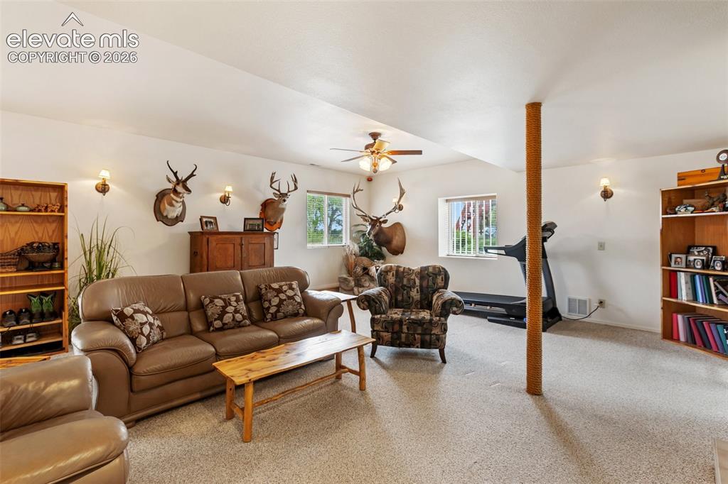 10000 Rolling Ridge Road