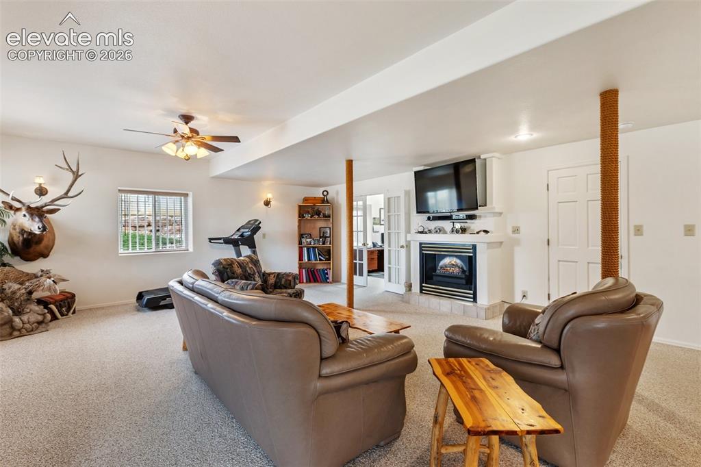 10000 Rolling Ridge Road
