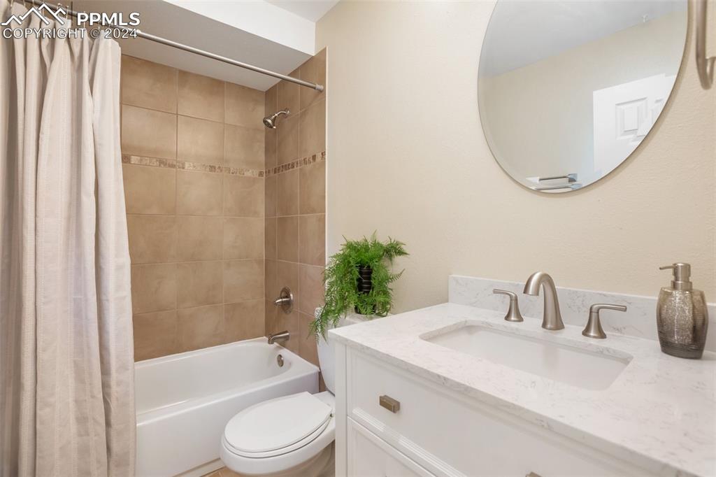 2449 Ranch Lane