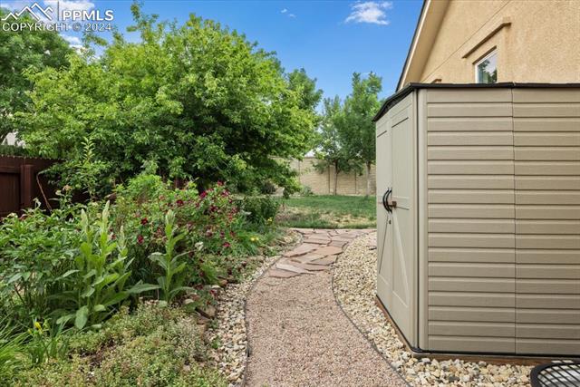 7517 Legend Hill Drive