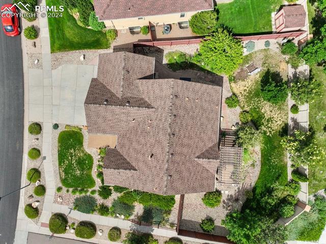 7517 Legend Hill Drive