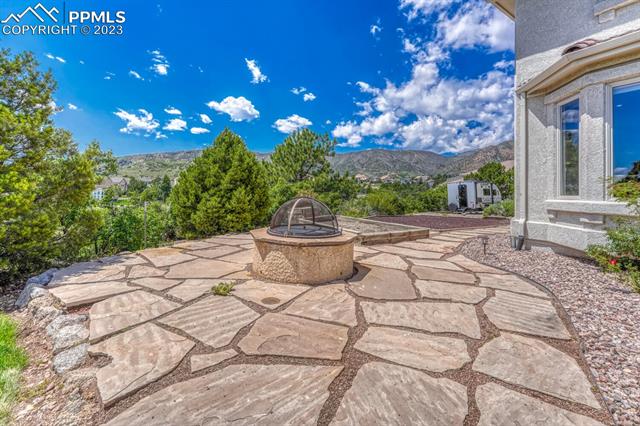 5765 Chase Point Circle