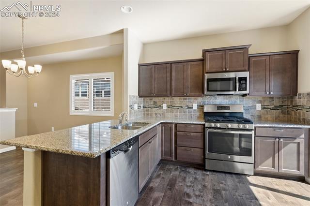 6573 Emerald Isle Heights