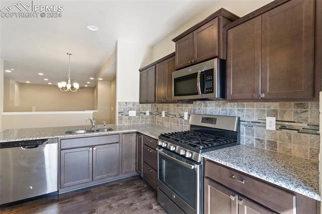 6573 Emerald Isle Heights