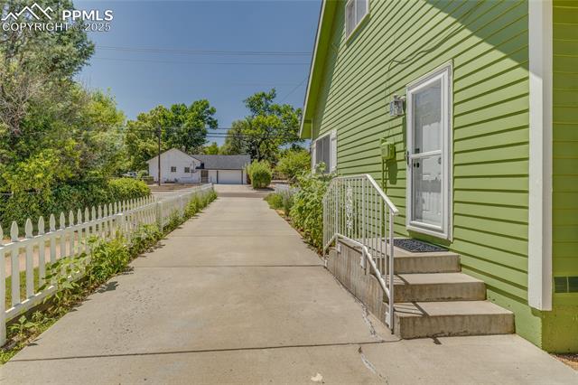 1607 N Chestnut Street