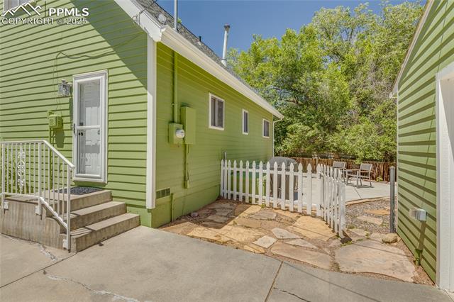 1607 N Chestnut Street