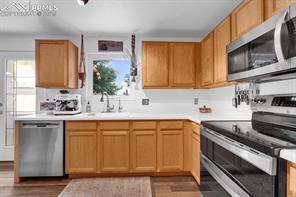 5528 Vermillion Bluffs Drive