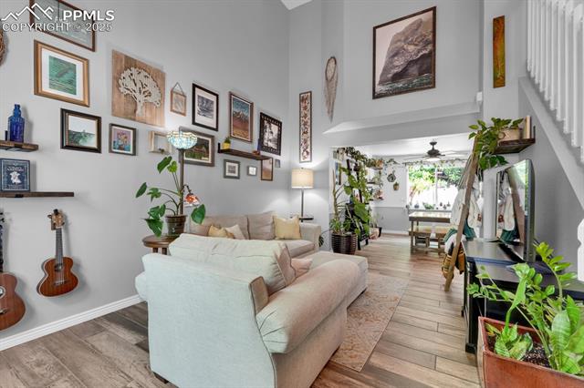 5528 Vermillion Bluffs Drive