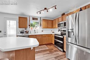 5528 Vermillion Bluffs Drive