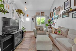 5528 Vermillion Bluffs Drive