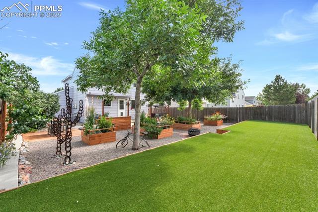 5528 Vermillion Bluffs Drive