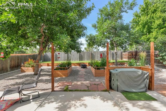 5528 Vermillion Bluffs Drive