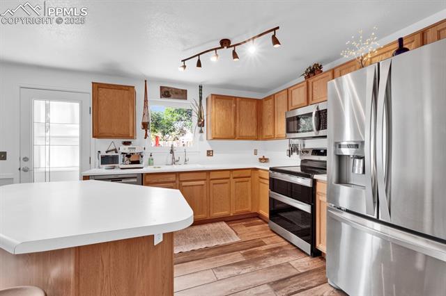 5528 Vermillion Bluffs Drive