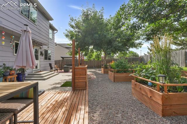 5528 Vermillion Bluffs Drive