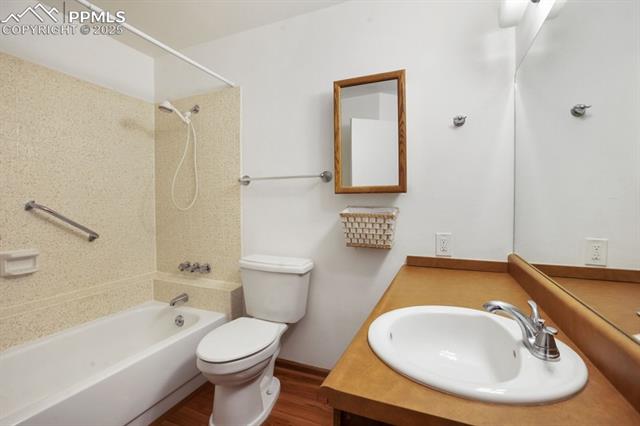 2430 Palmer Park Boulevard E2