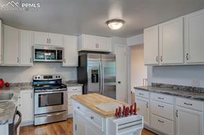 4603 Moffat Lane