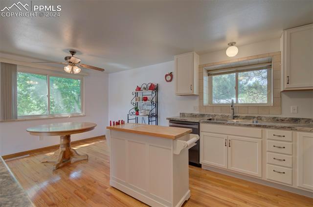 4603 Moffat Lane