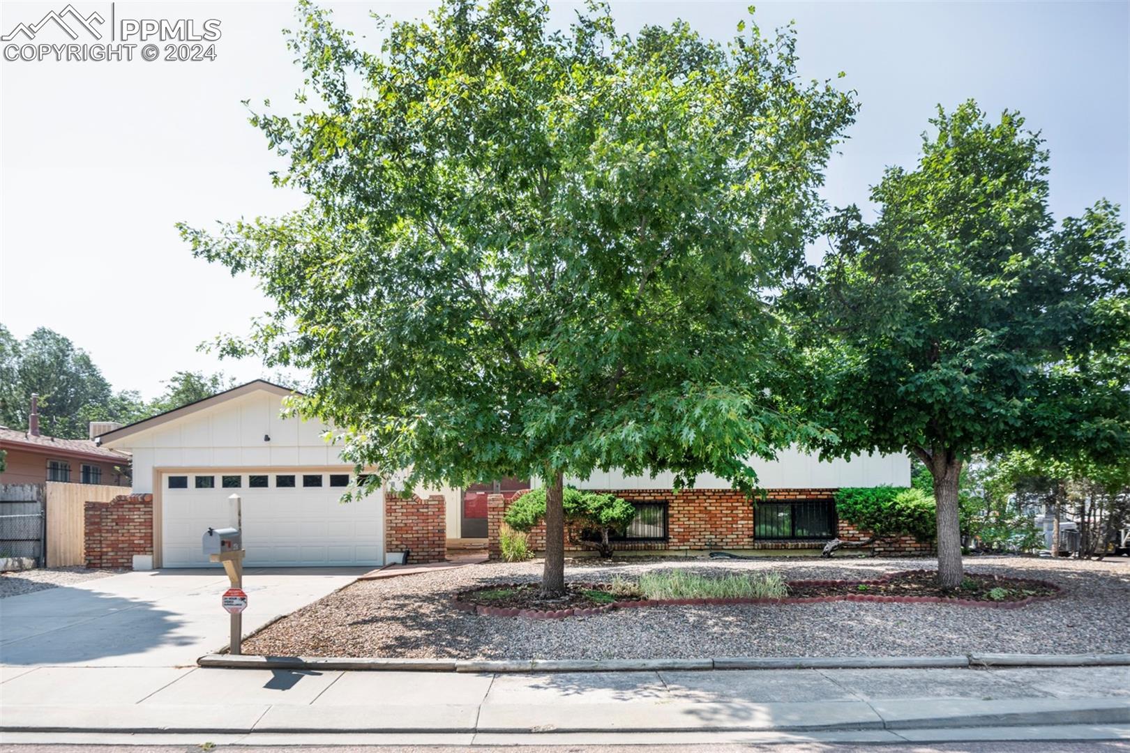 4603 Moffat Lane