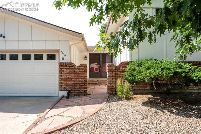 4603 Moffat Lane
