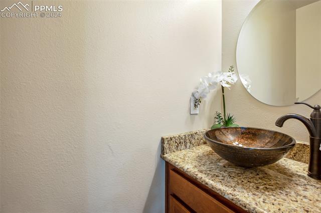 3423 Queen Anne Way