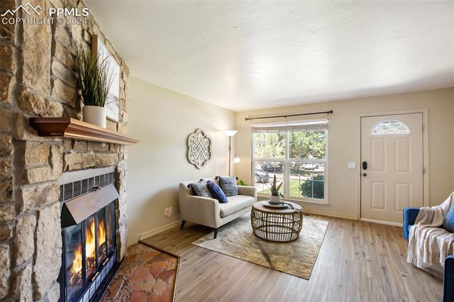 3423 Queen Anne Way