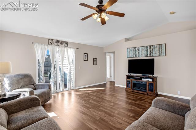 7555 Dobbs Drive