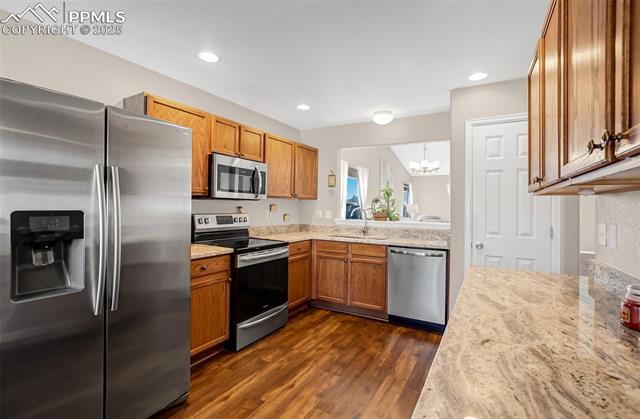 7555 Dobbs Drive
