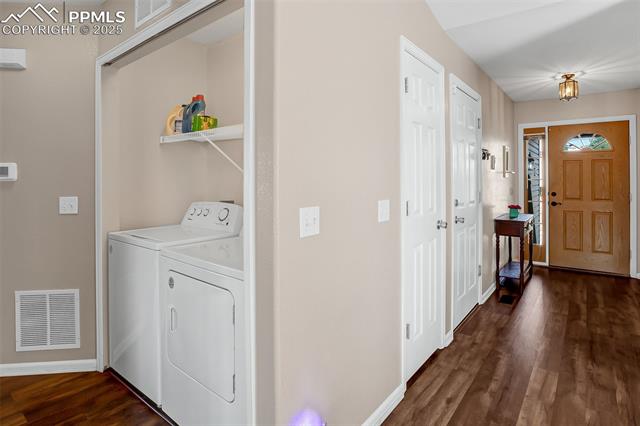 7555 Dobbs Drive
