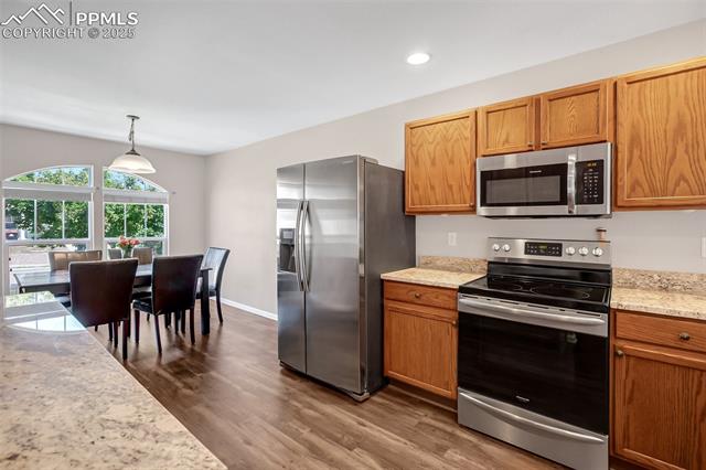 7555 Dobbs Drive