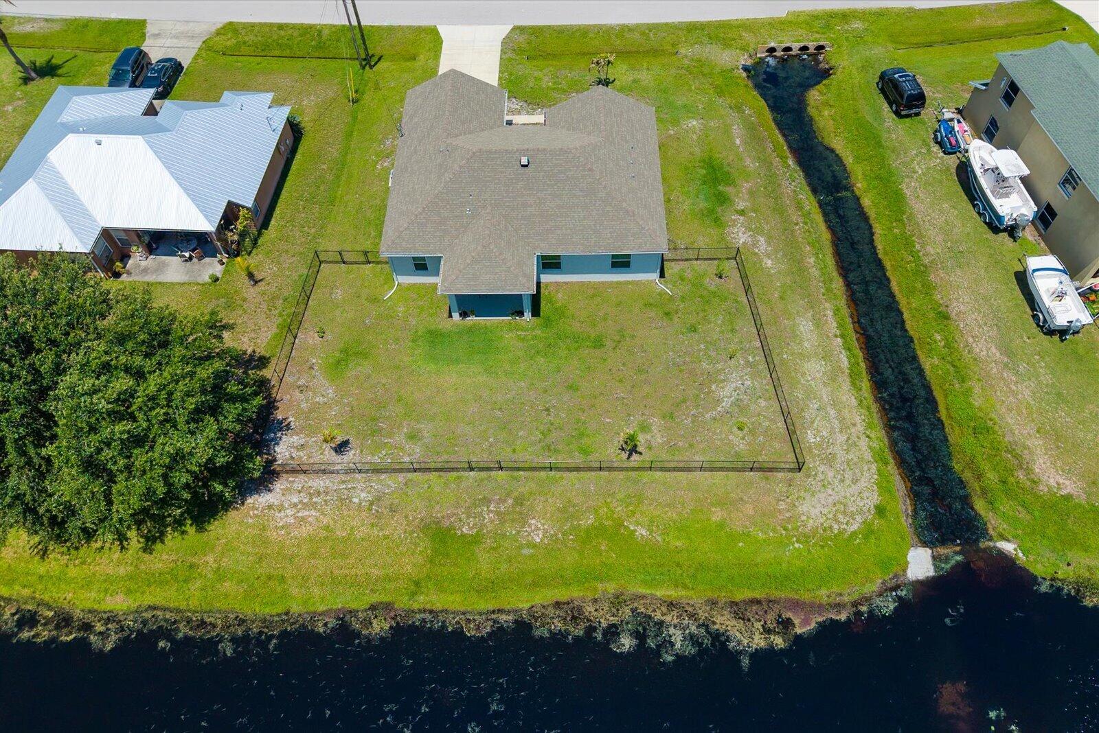 2063 SE South Buttonwood, Port St. Lucie