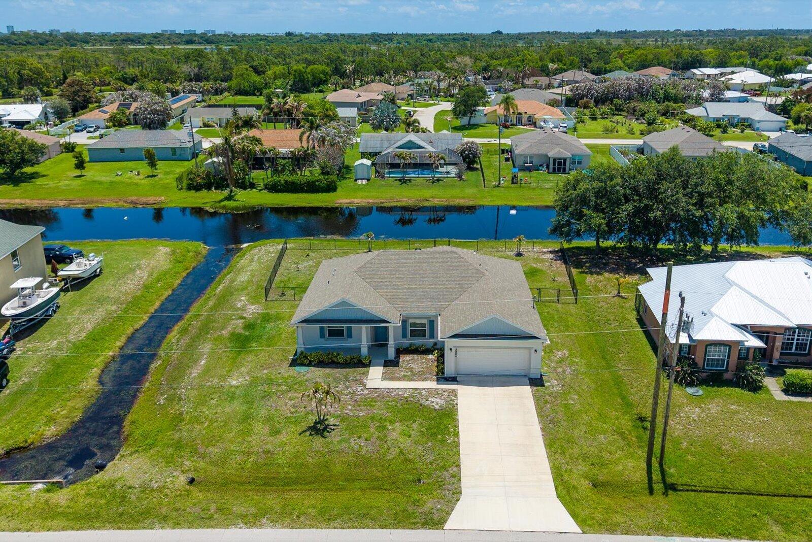 2063 SE South Buttonwood, Port St. Lucie