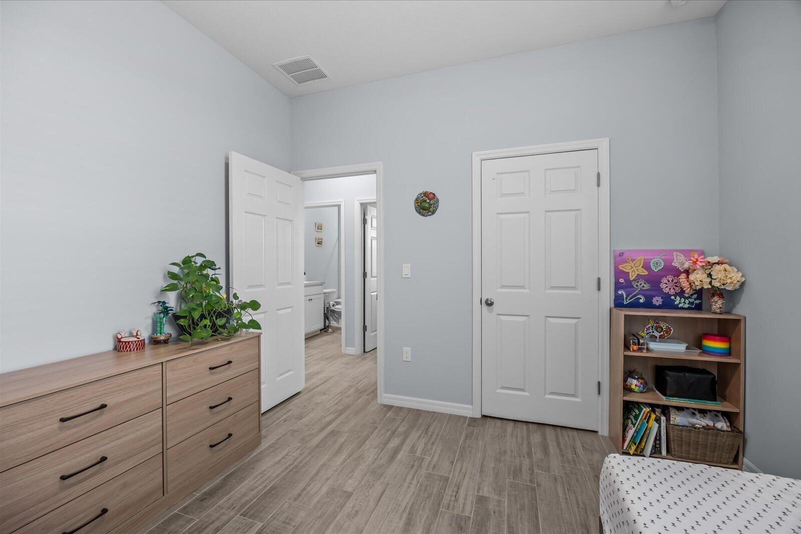 2063 SE South Buttonwood, Port St. Lucie