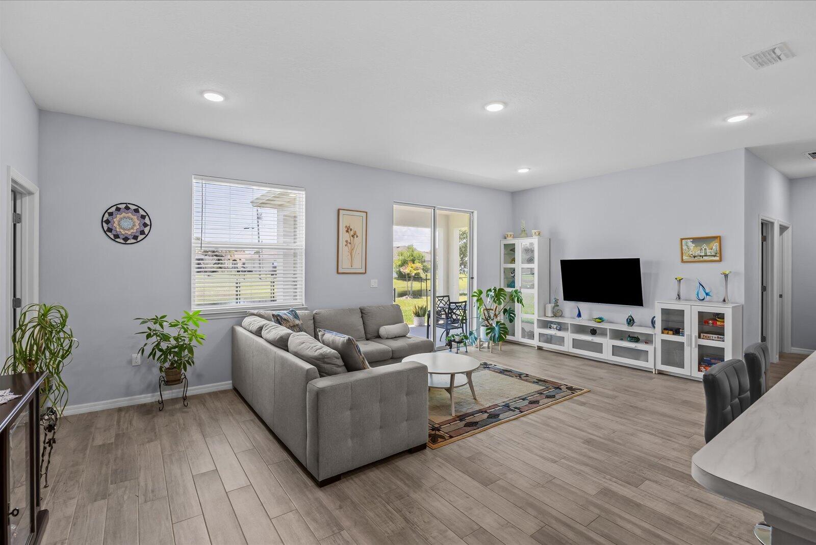 2063 SE South Buttonwood, Port St. Lucie