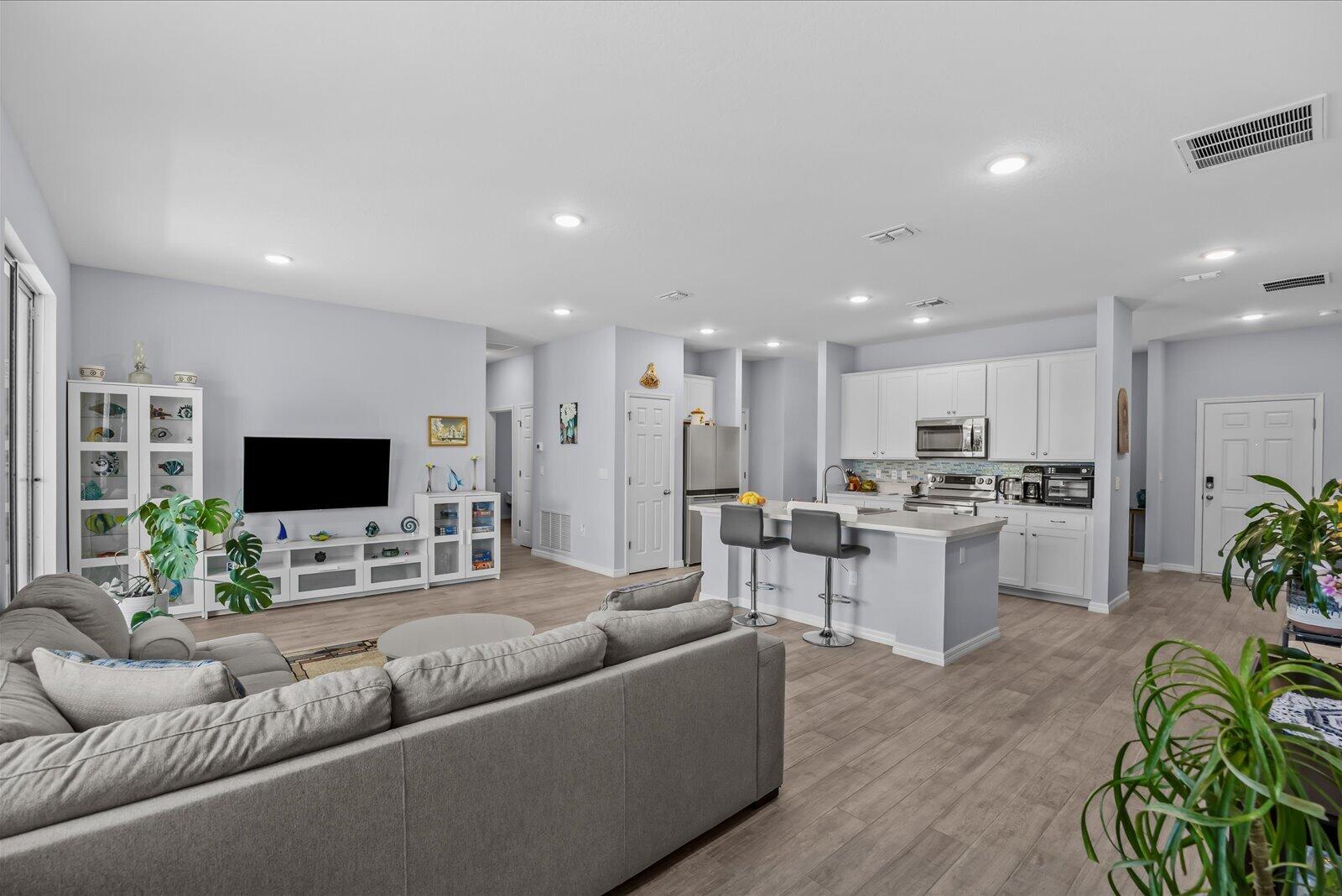 2063 SE South Buttonwood, Port St. Lucie