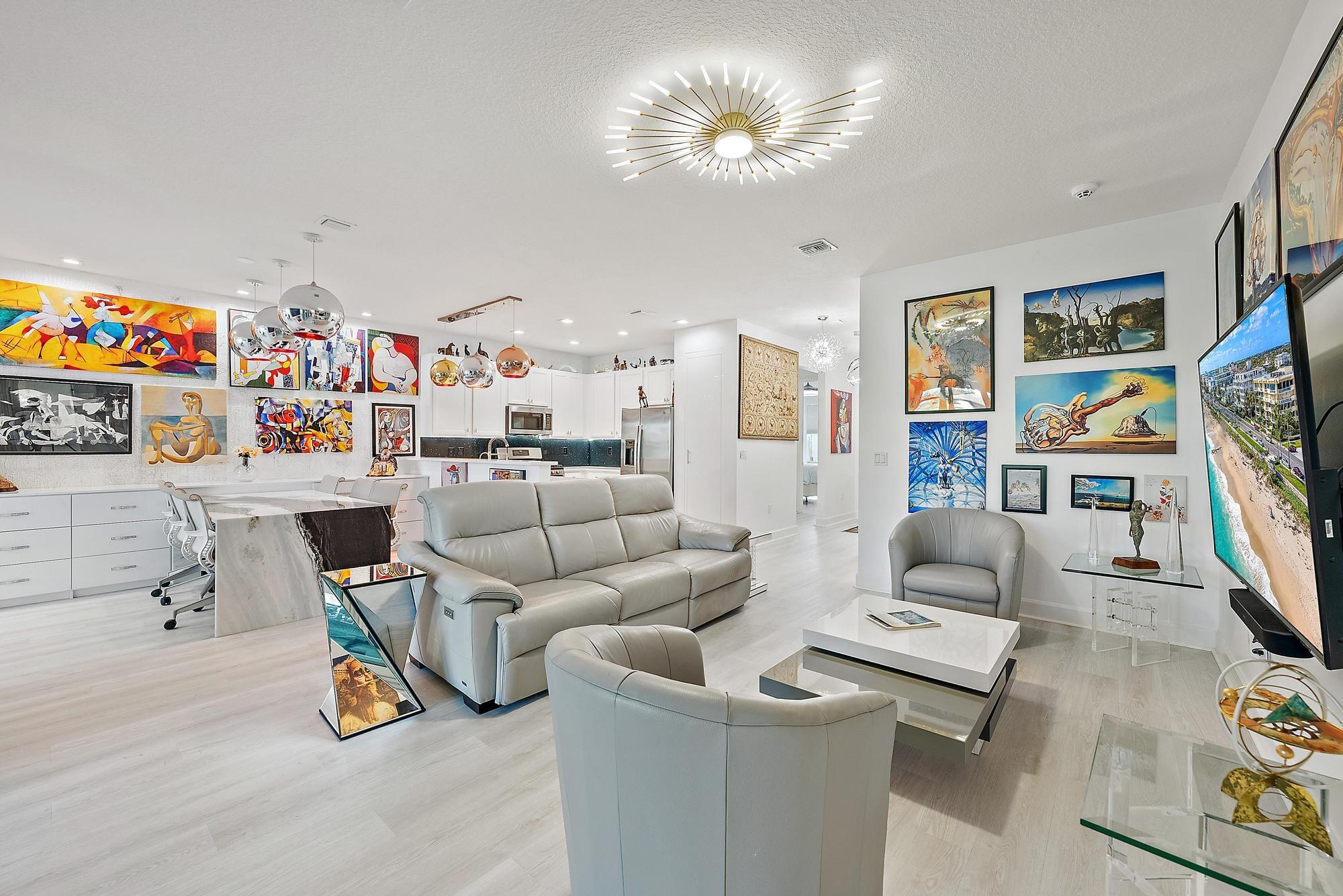 11816 SW Silverlake Falls Dr