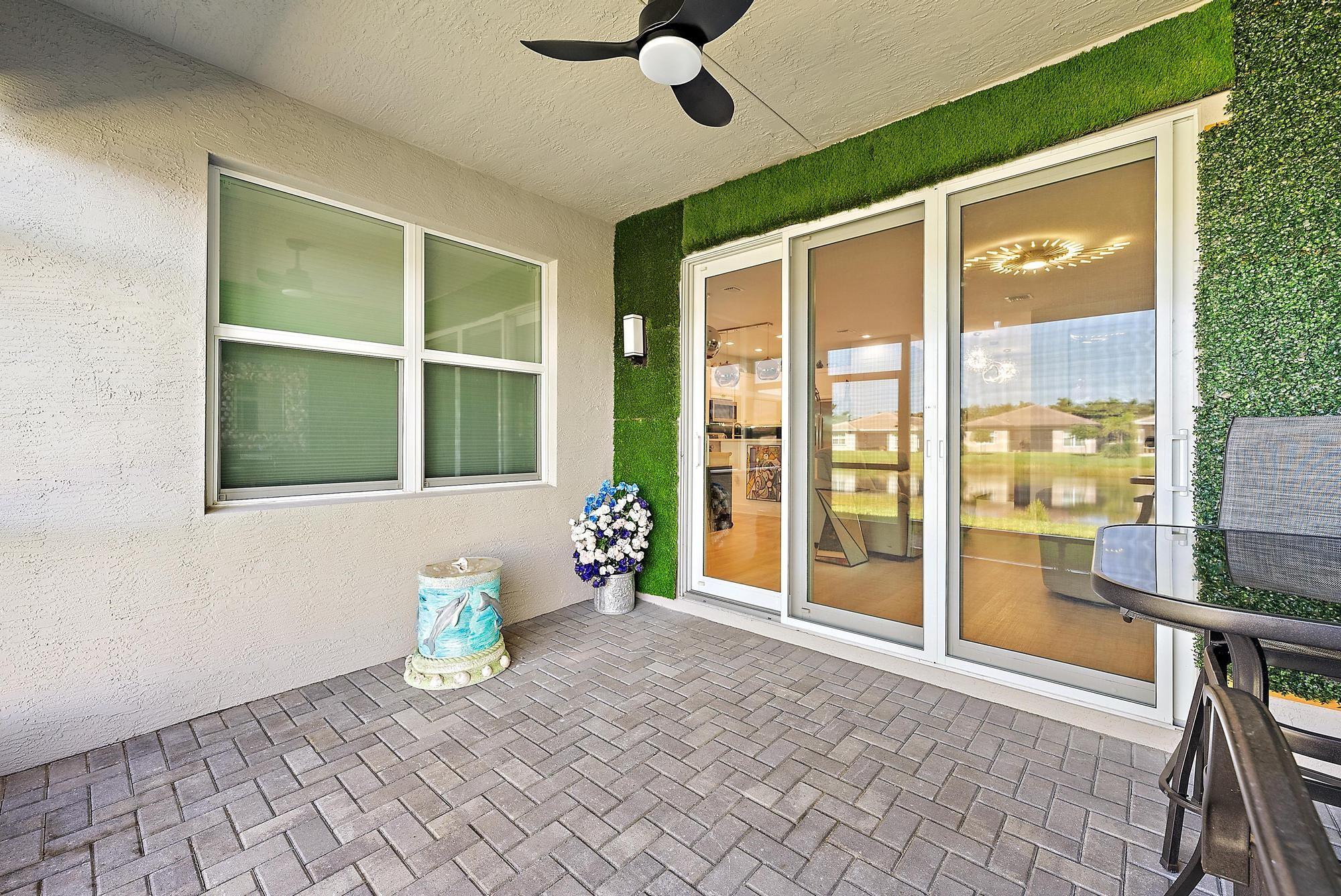 11816 SW Silverlake Falls Dr