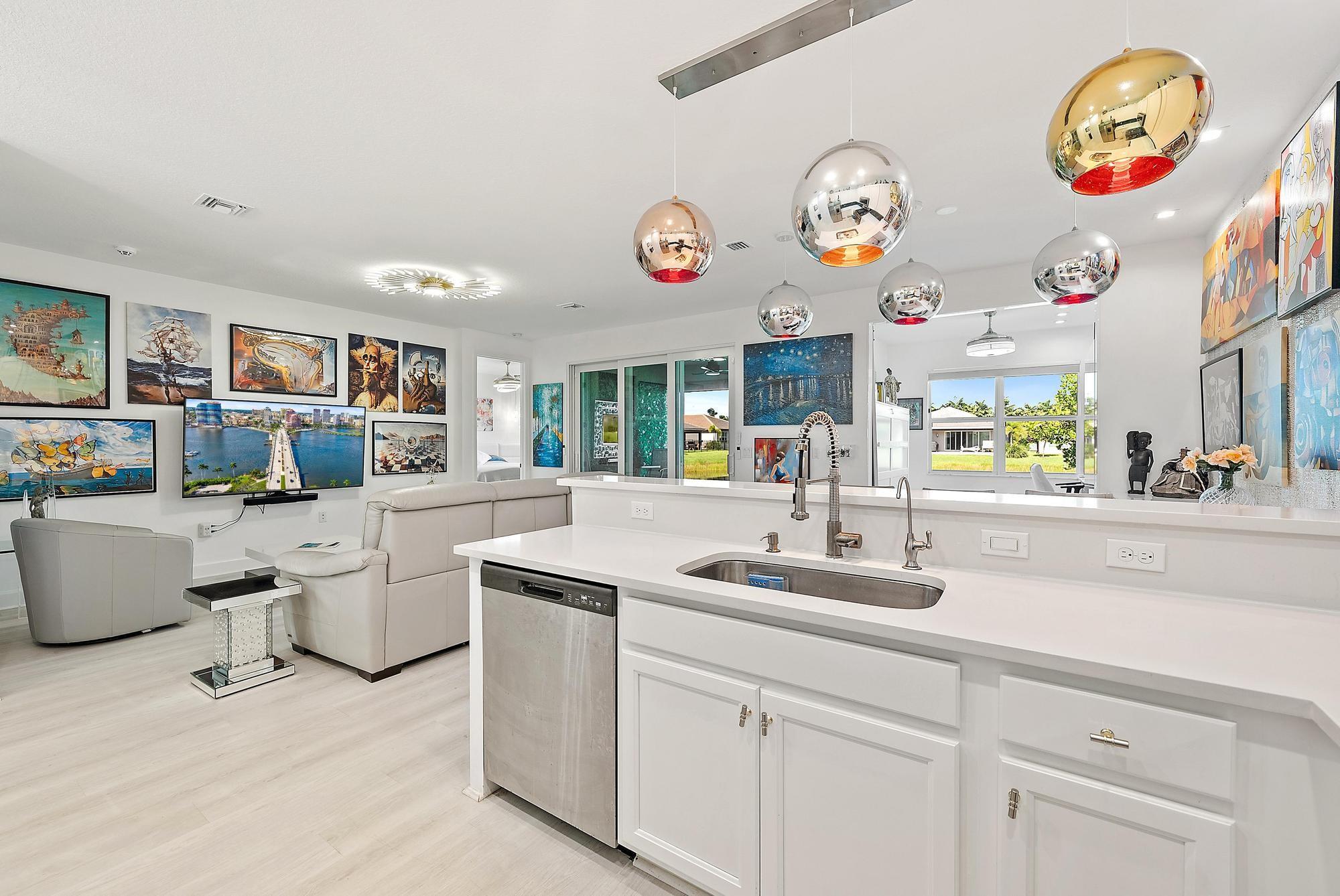 11816 SW Silverlake Falls Dr