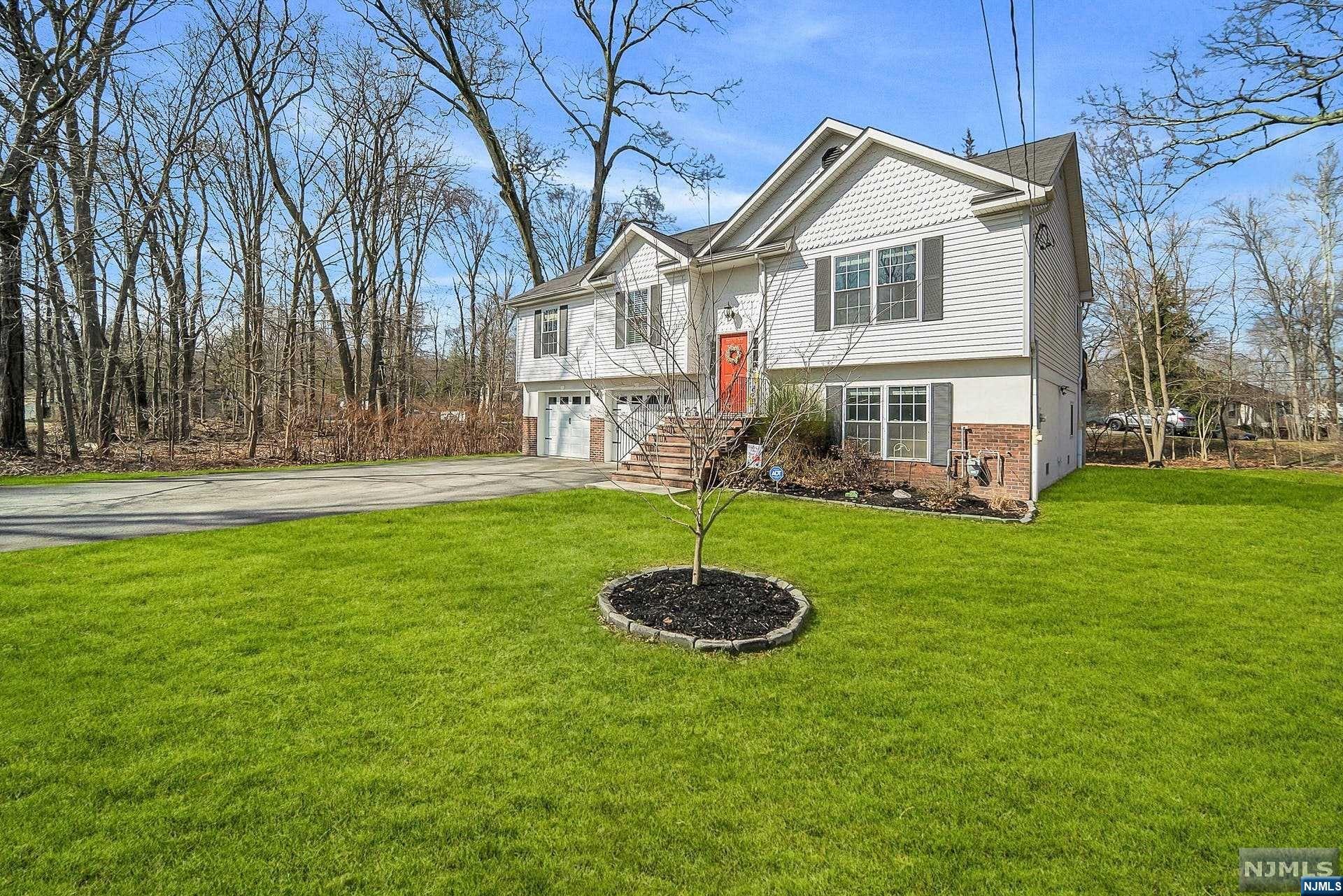 52 Beechwood Drive