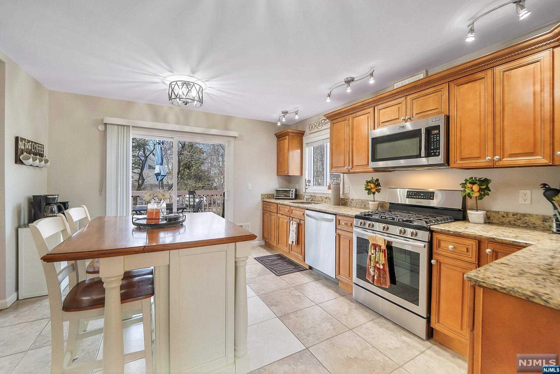 52 Beechwood Drive