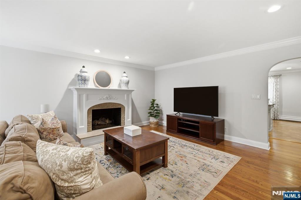 23 Trinity Place