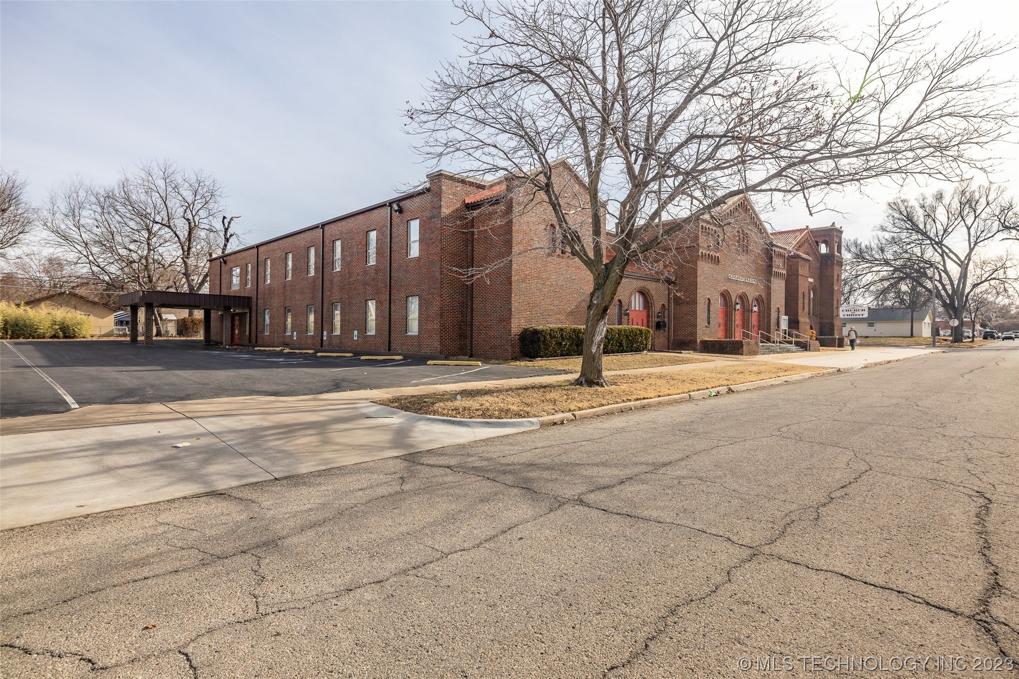 829 S Rockford Avenue