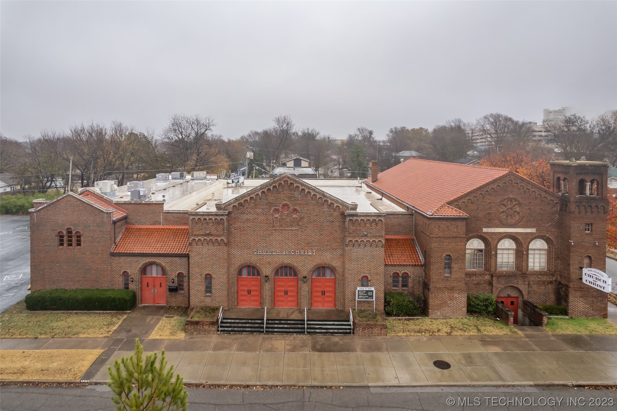 829 S Rockford Avenue