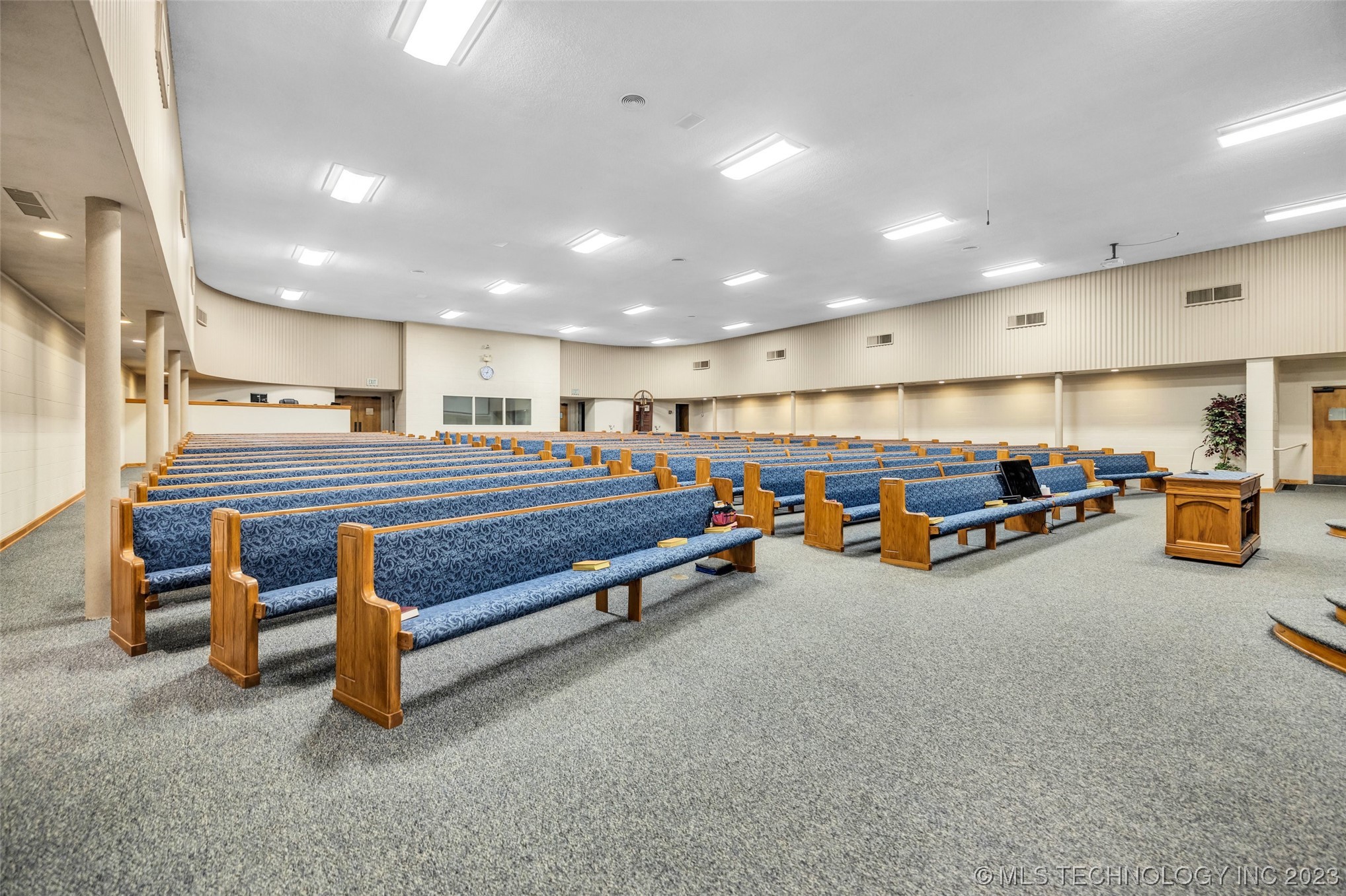 829 S Rockford Avenue