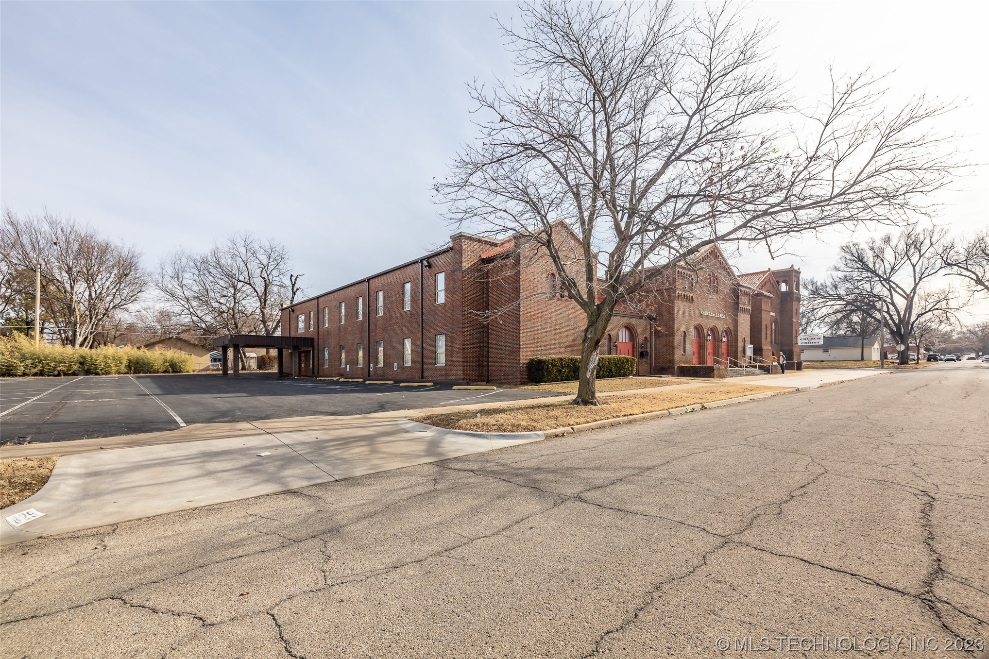 829 S Rockford Avenue