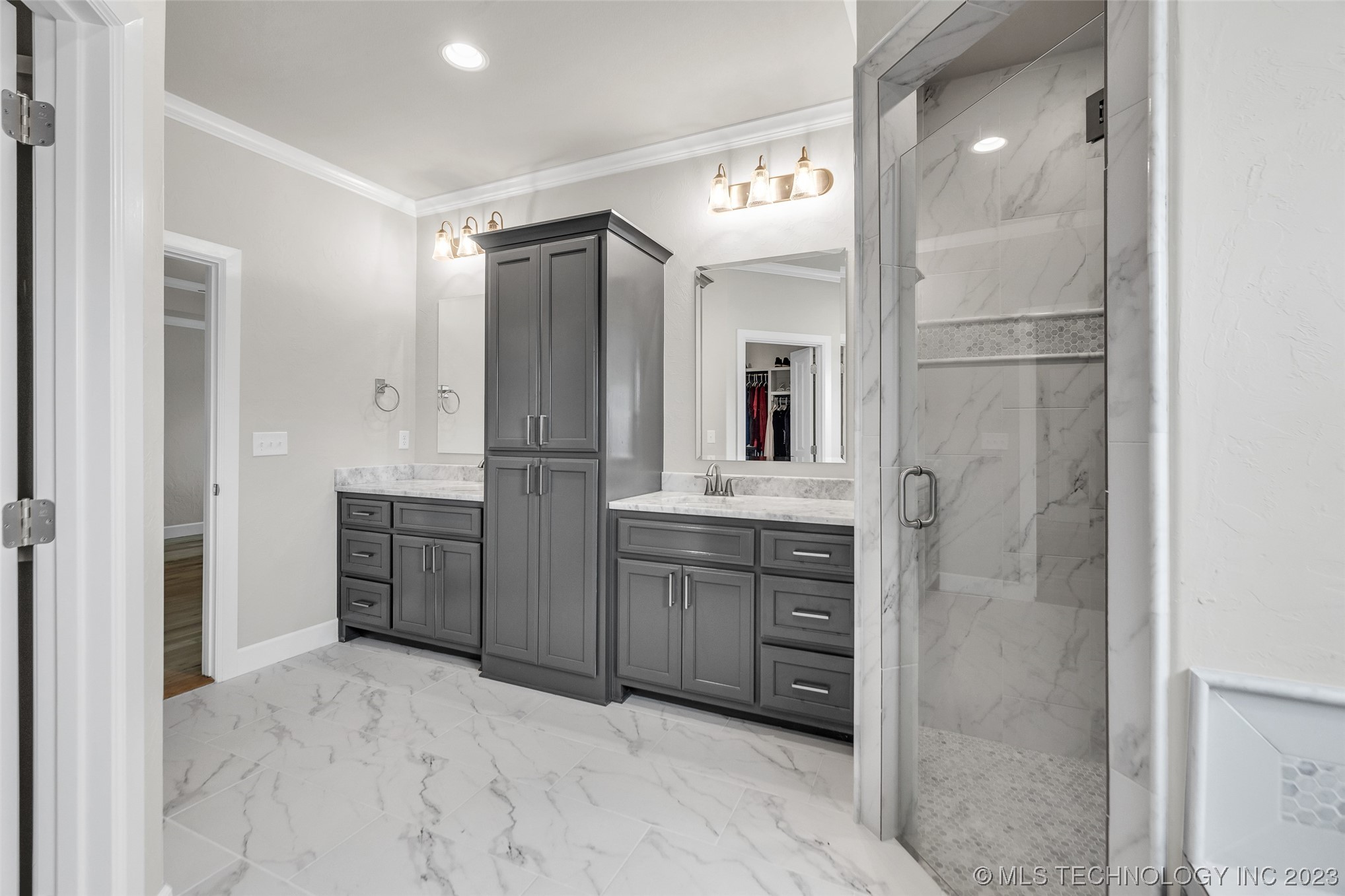 6738 S 309th East Avenue