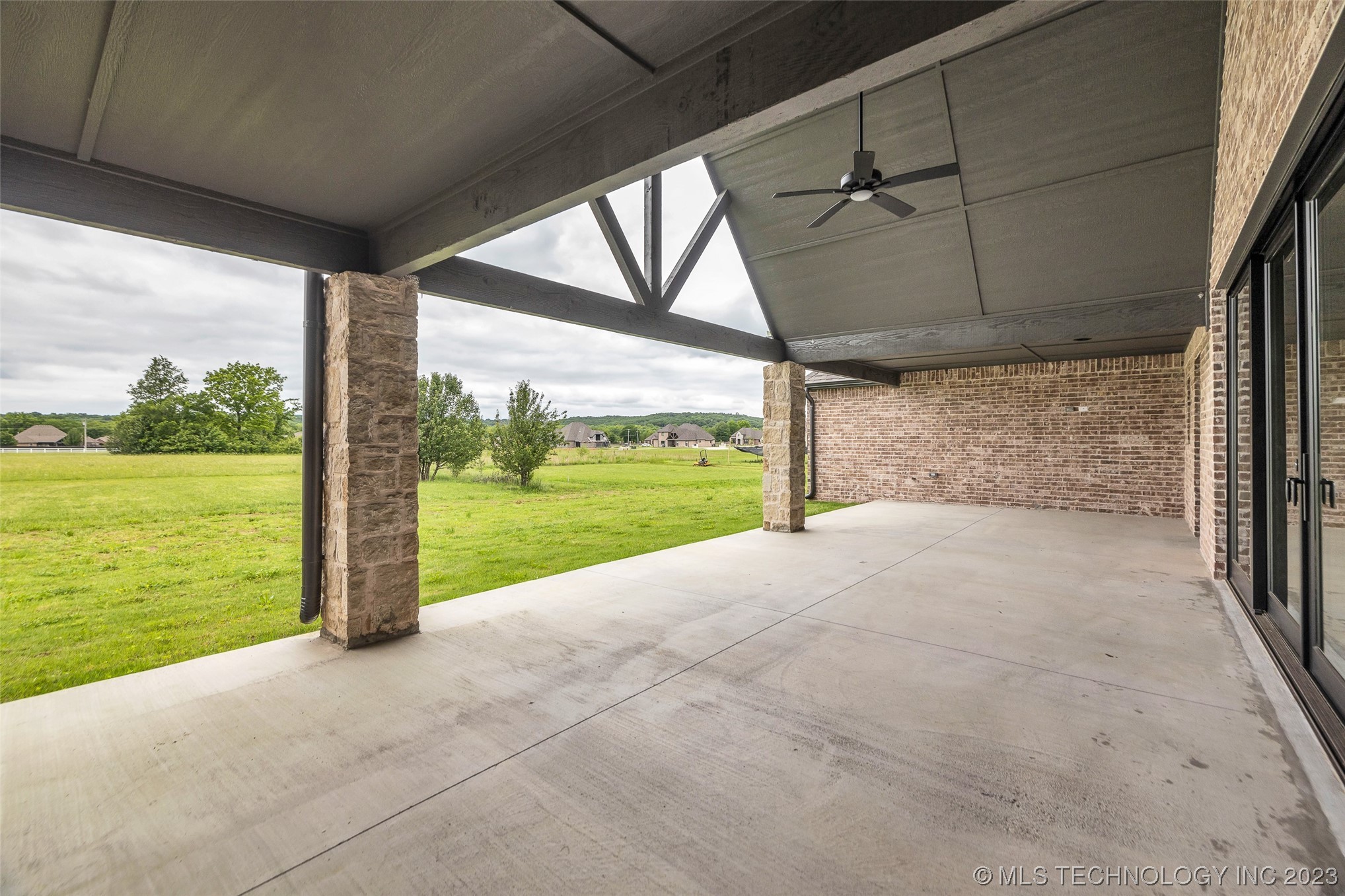 6738 S 309th East Avenue