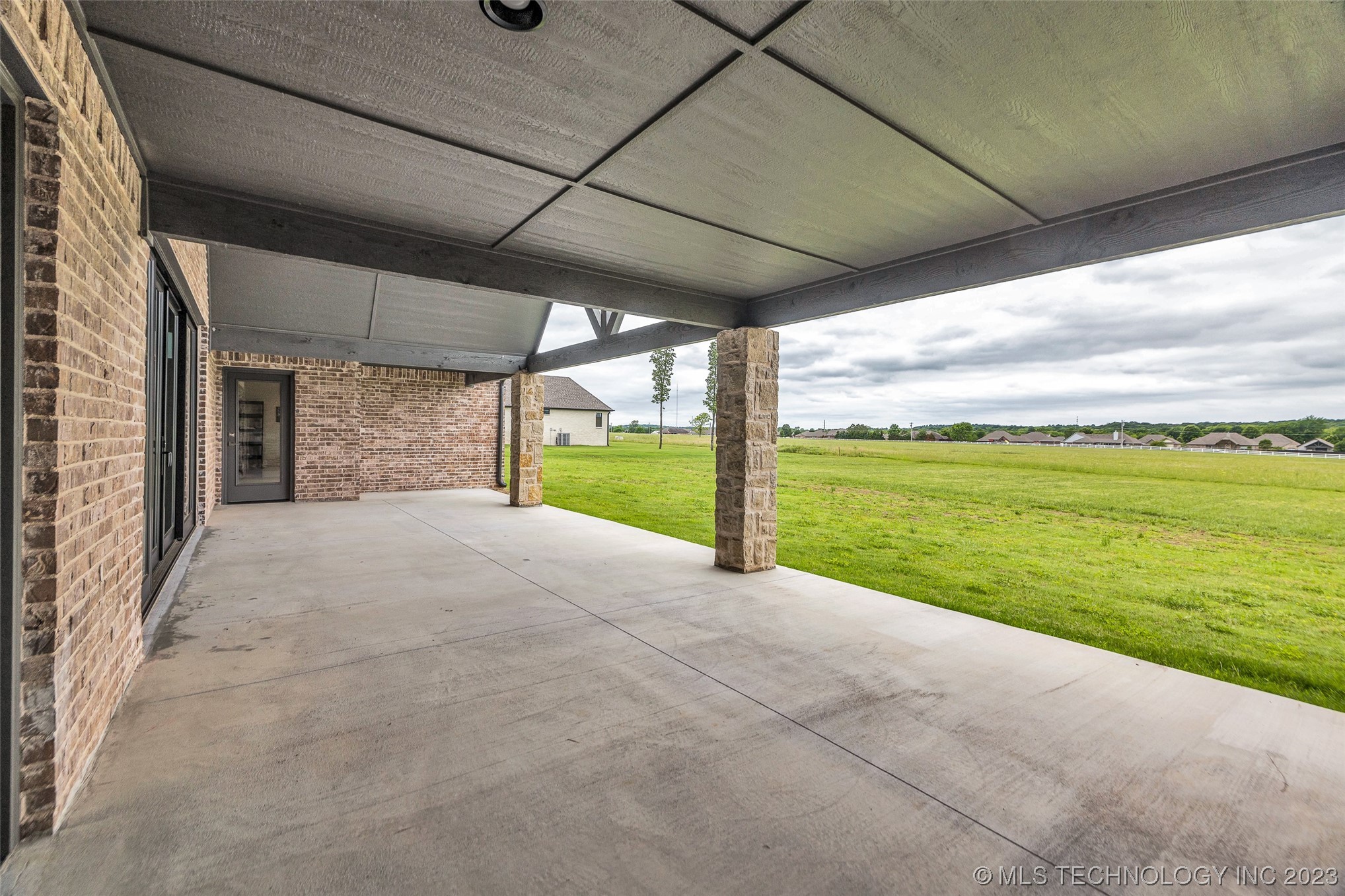 6738 S 309th East Avenue