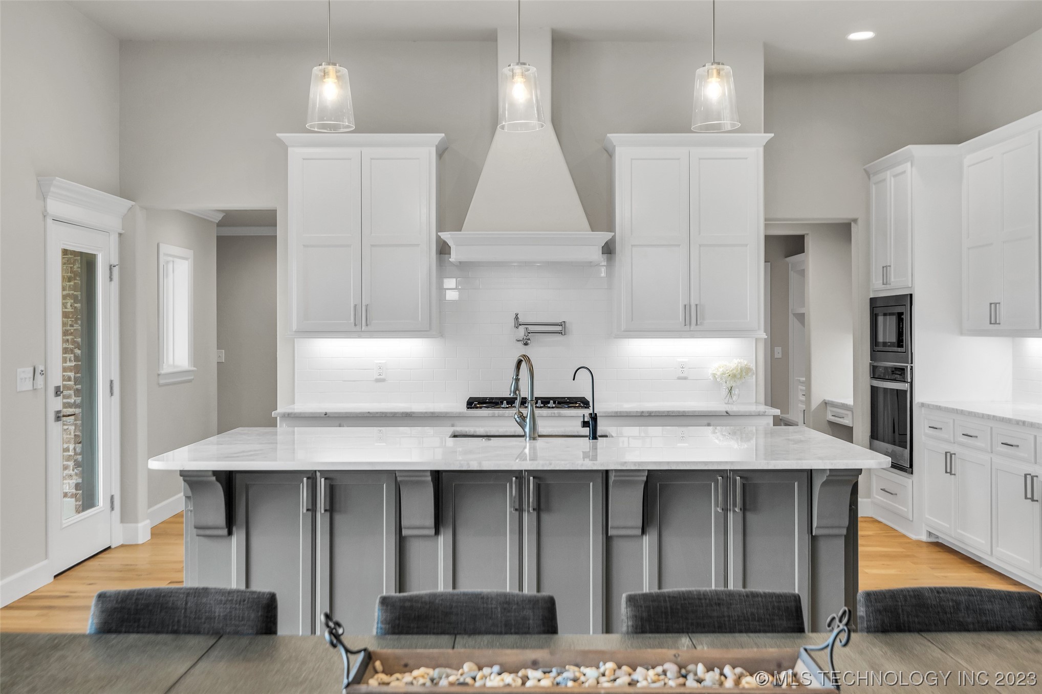 6738 S 309th East Avenue